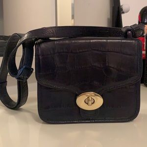 Coach box bag dark blue